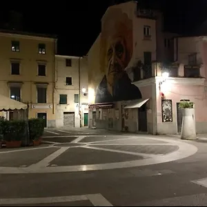 Splendida Mansarda Open Space, Finiture Di Lusso. Appartamento